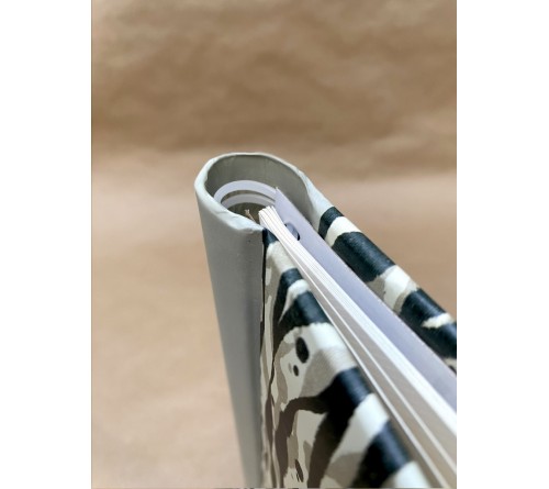 Ф/Альбом  PL - 009-1     SA-10 Магн.листов, внутр. спираль  (23*28)  Animal print, Шкурки 1    (12)